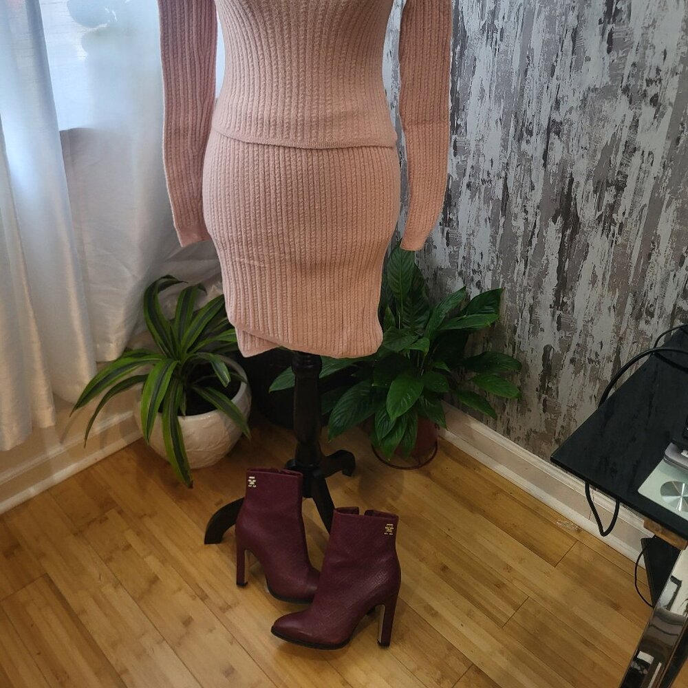 Express Women's Fuzzy Sweater and Skirt set - Picture 2 of 5